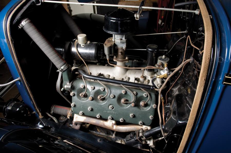  Ford Model 18 Roadster 1932 года  (фото 7 из 8)
